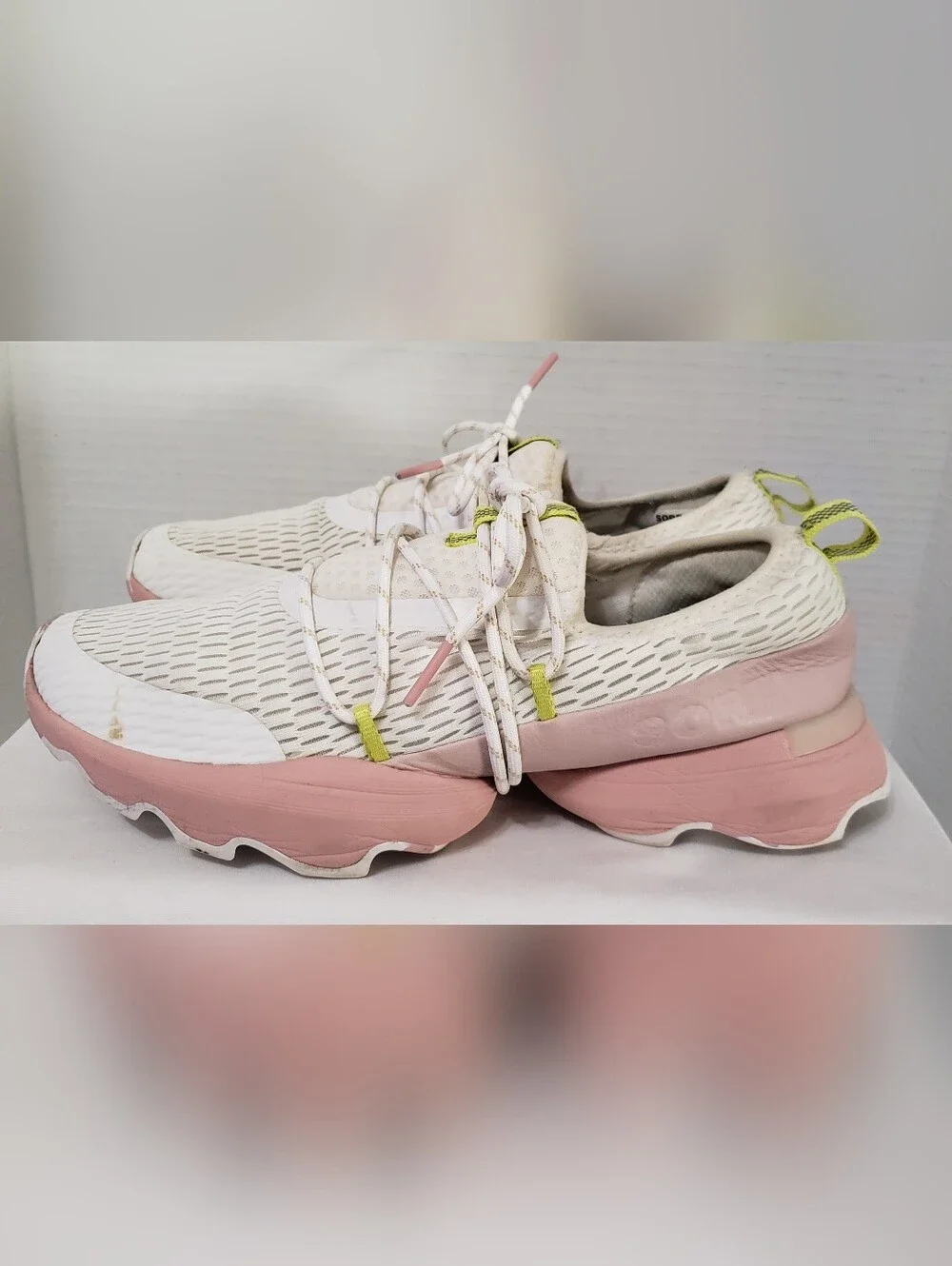 Sorel Kinetic Impact Lace Sneakers Women's 9.5